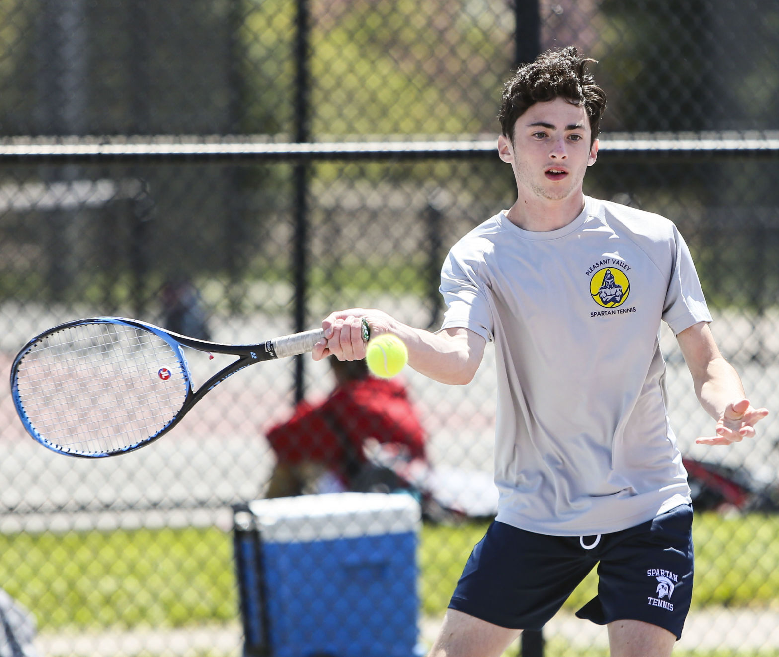 050721-qc-spt-mac boys-tennis-04.JPG